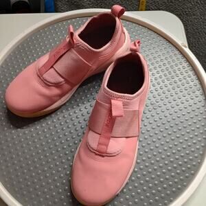 Clove Women Clara Nursing Work Slip On Sneakers Pink